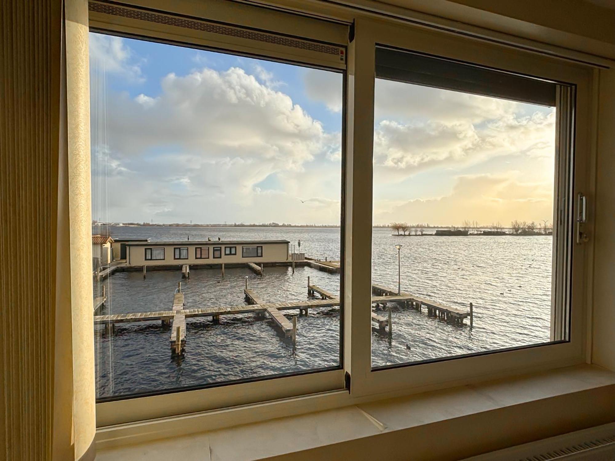 Visserslust Rooms, Apartments And Houseboats Винкевен Экстерьер фото
