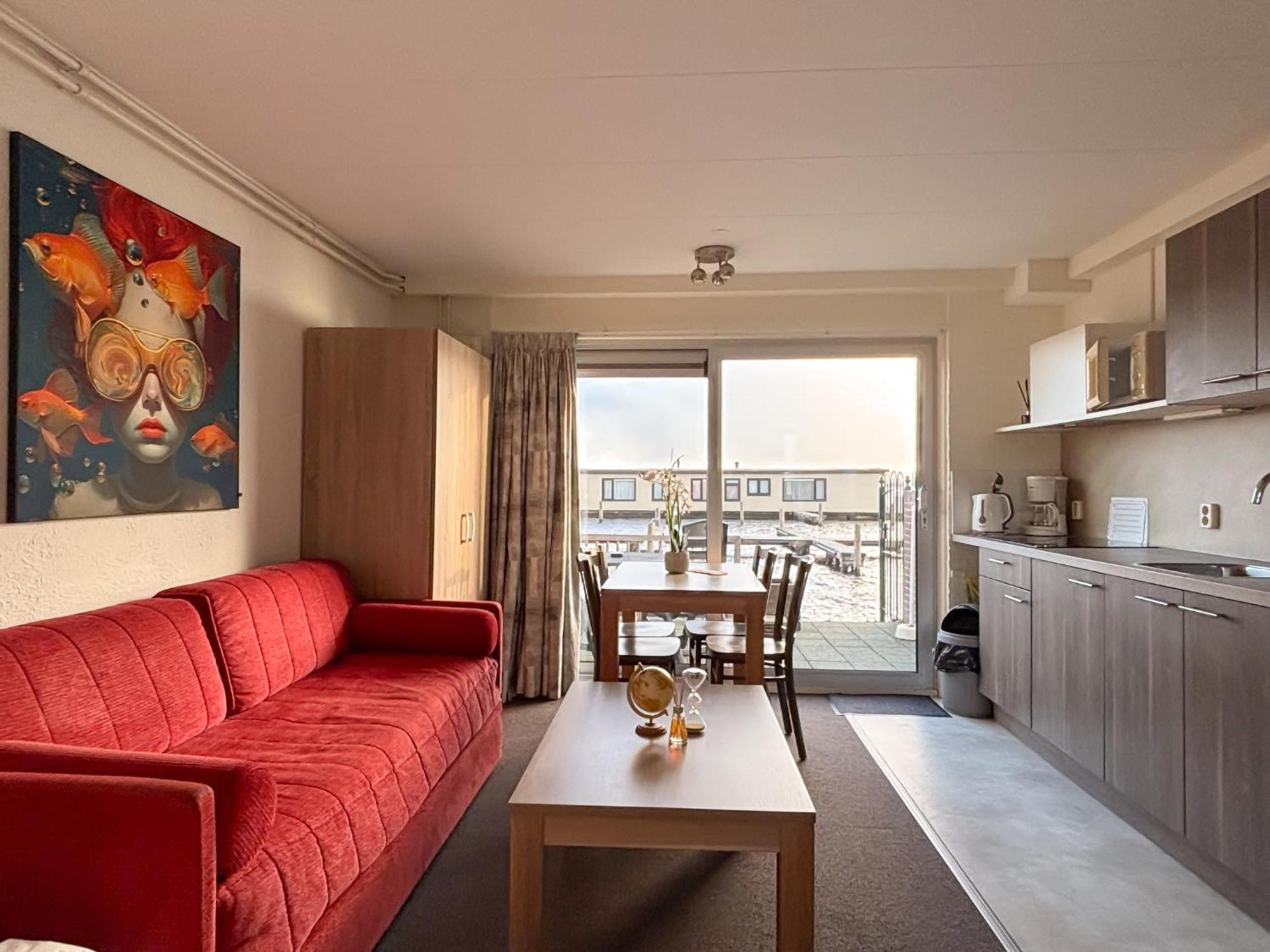 Visserslust Rooms, Apartments And Houseboats Винкевен Экстерьер фото